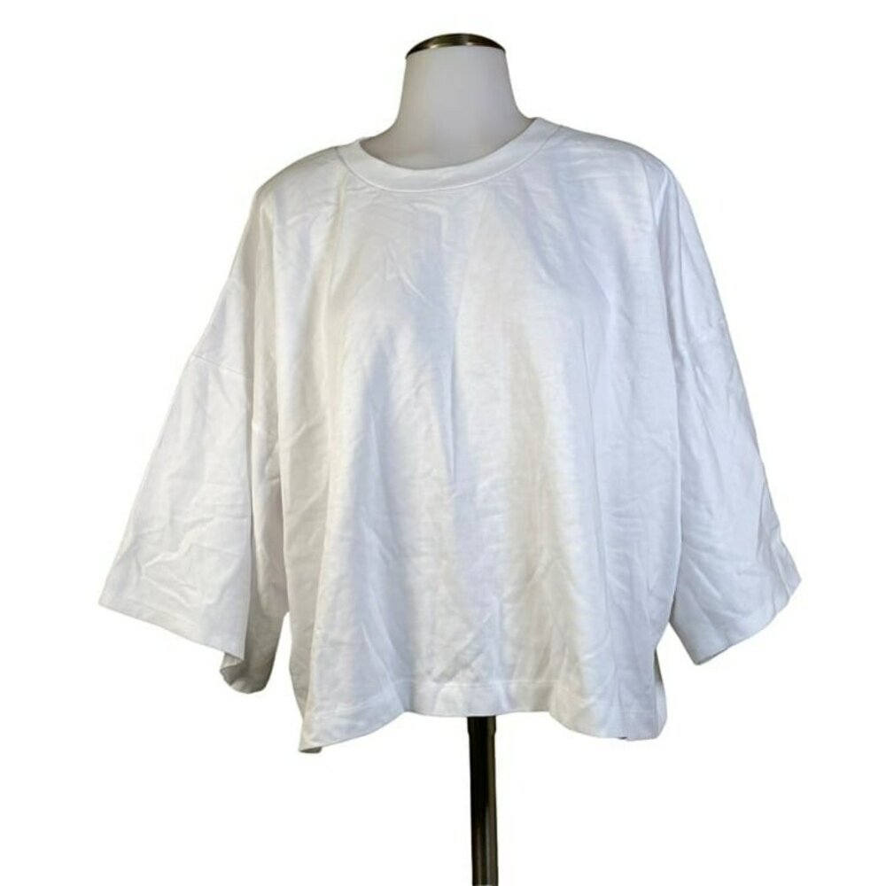 H:ours Cyndie Tee Shirt in White - Picture 2 of 11